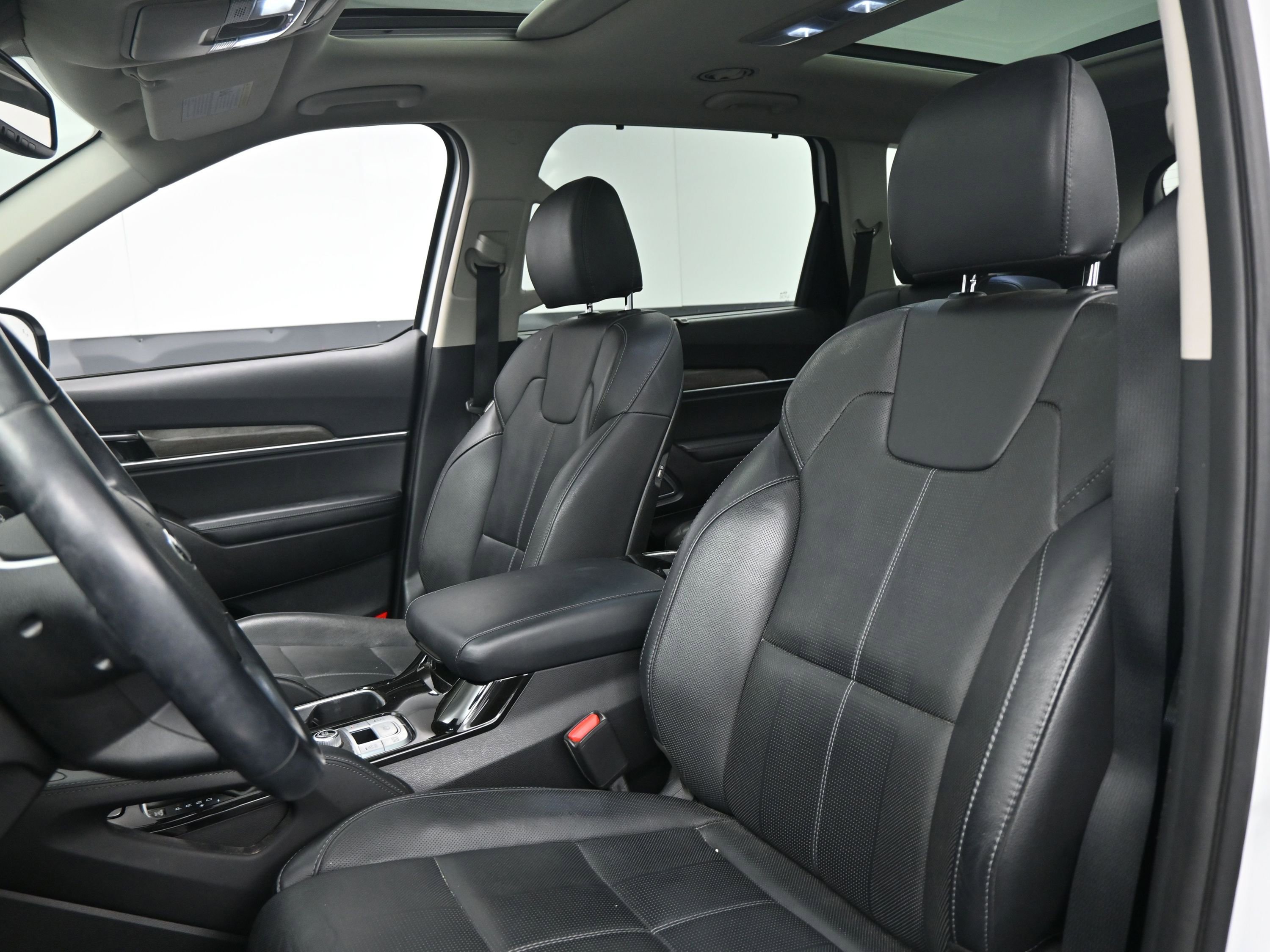 Used 2020 Kia Telluride SX image 17