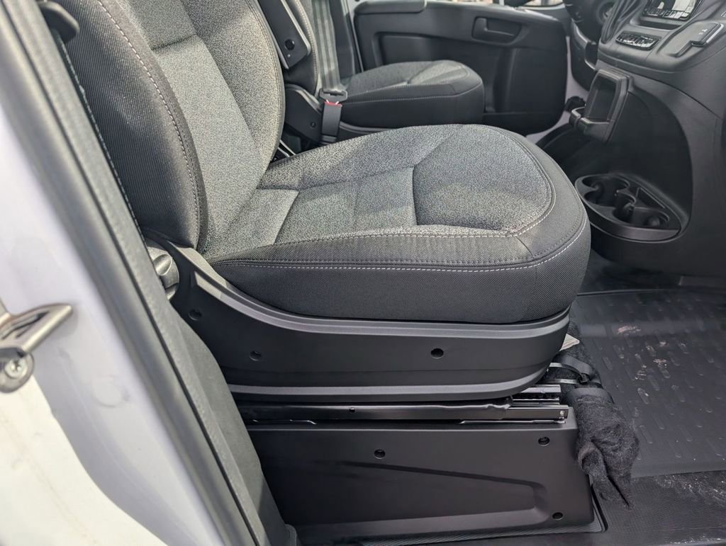 Used 2024 RAM ProMaster 2500 image 29