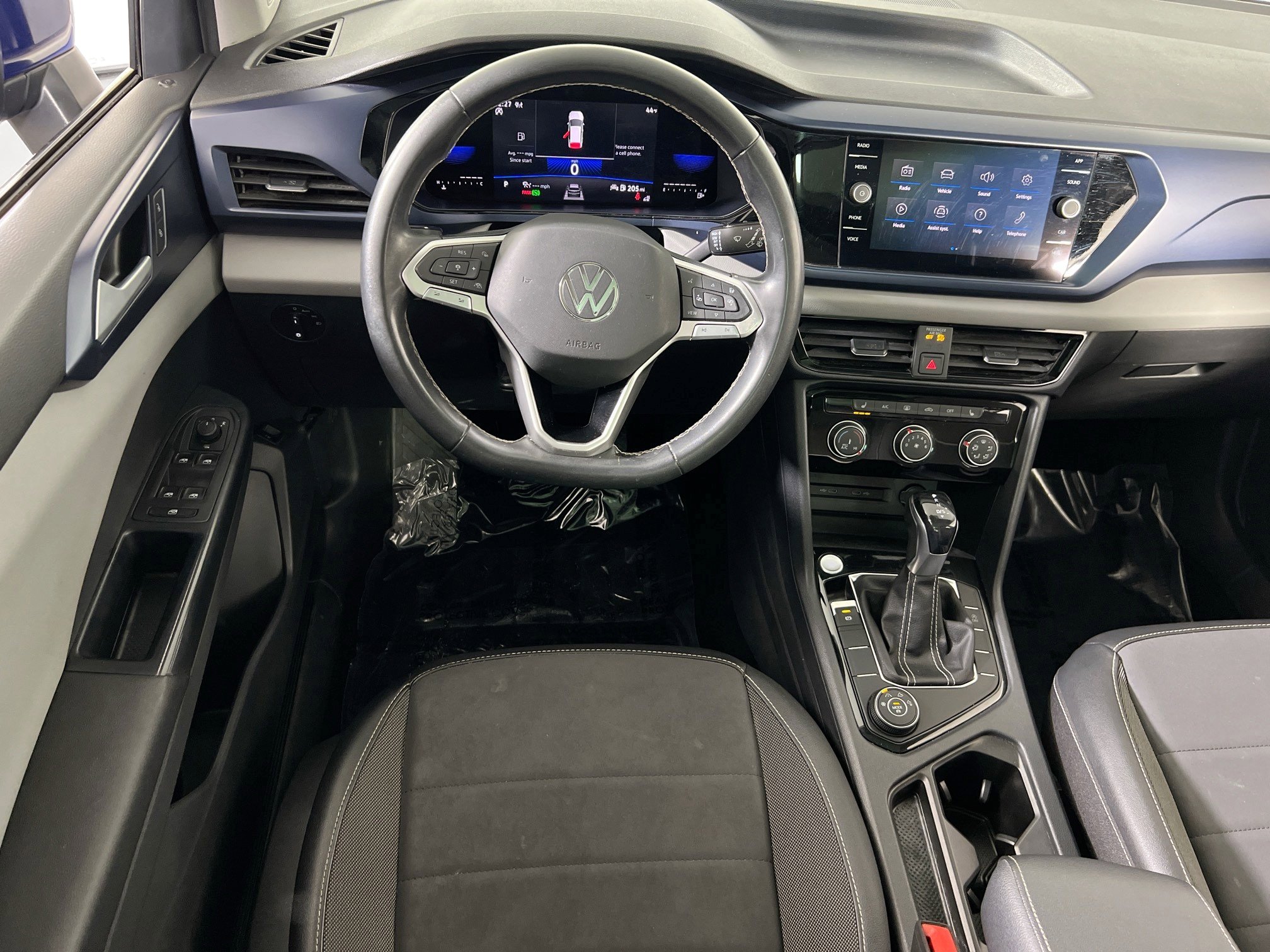 Used 2023 Volkswagen Taos SE image 22