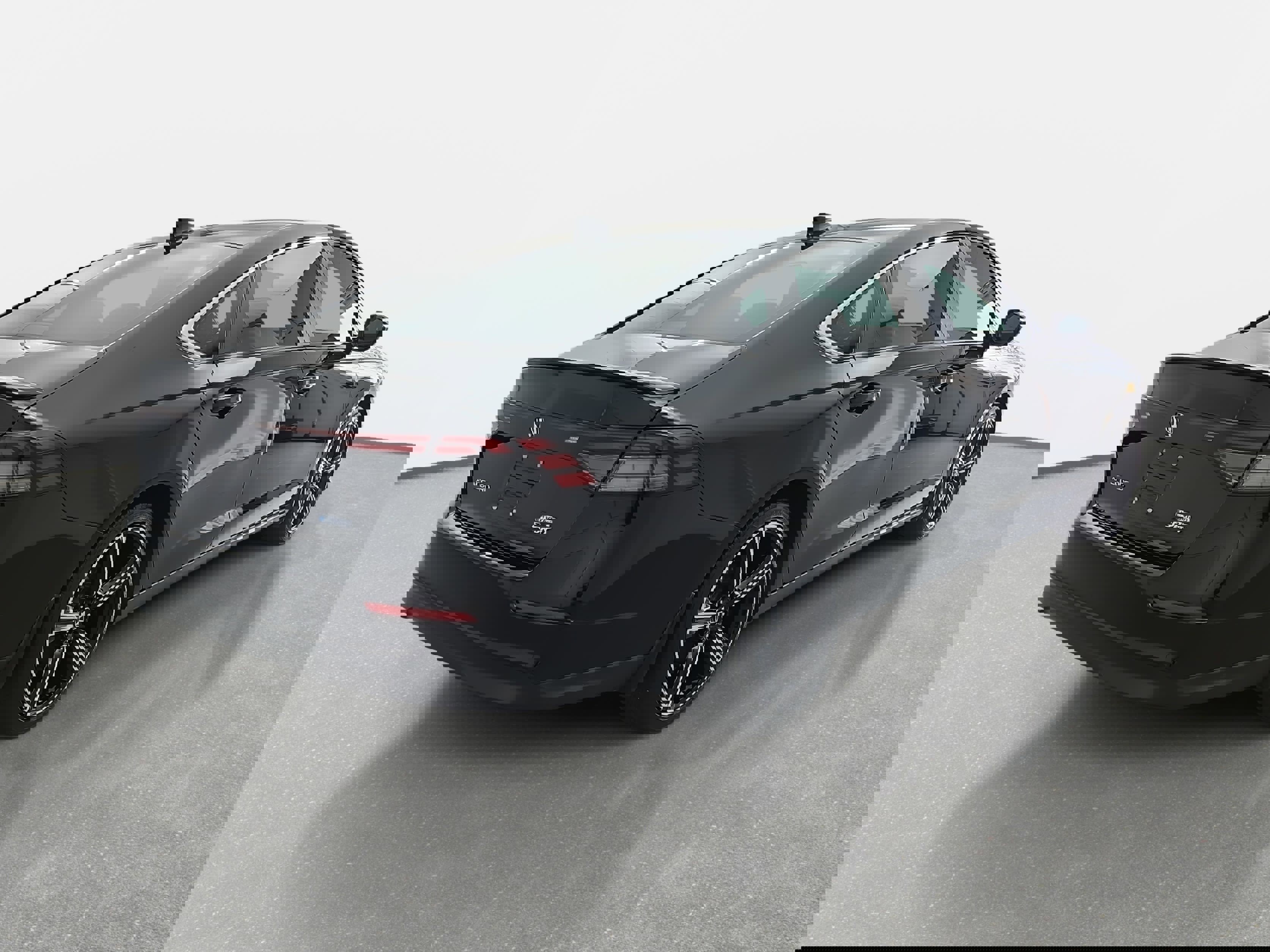 Used 2025 Honda Accord Sport image 3