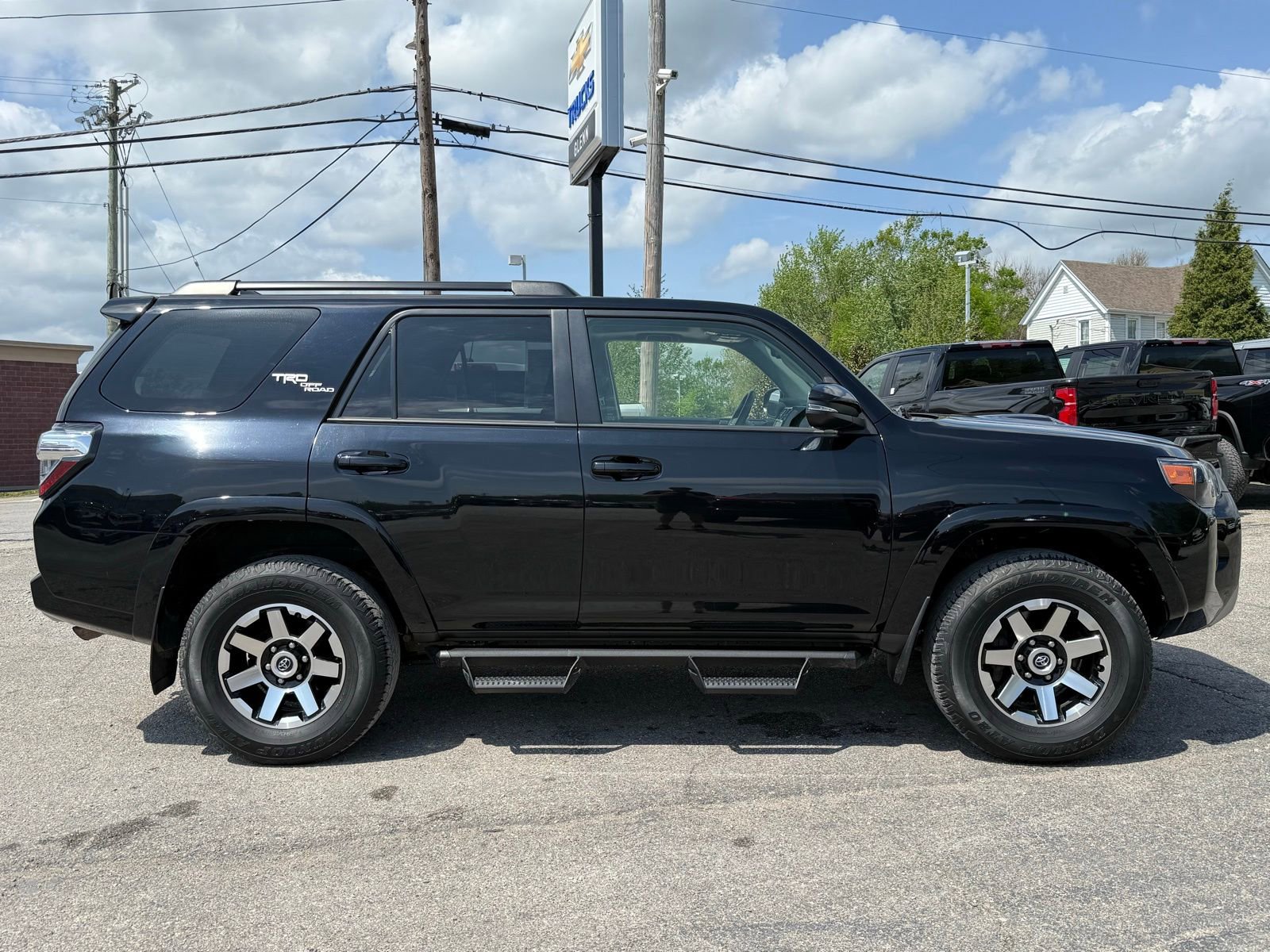 Used 2023 Toyota 4Runner TRD Off-Road Premium w/ Moonroof Package AWD/4WD image 12