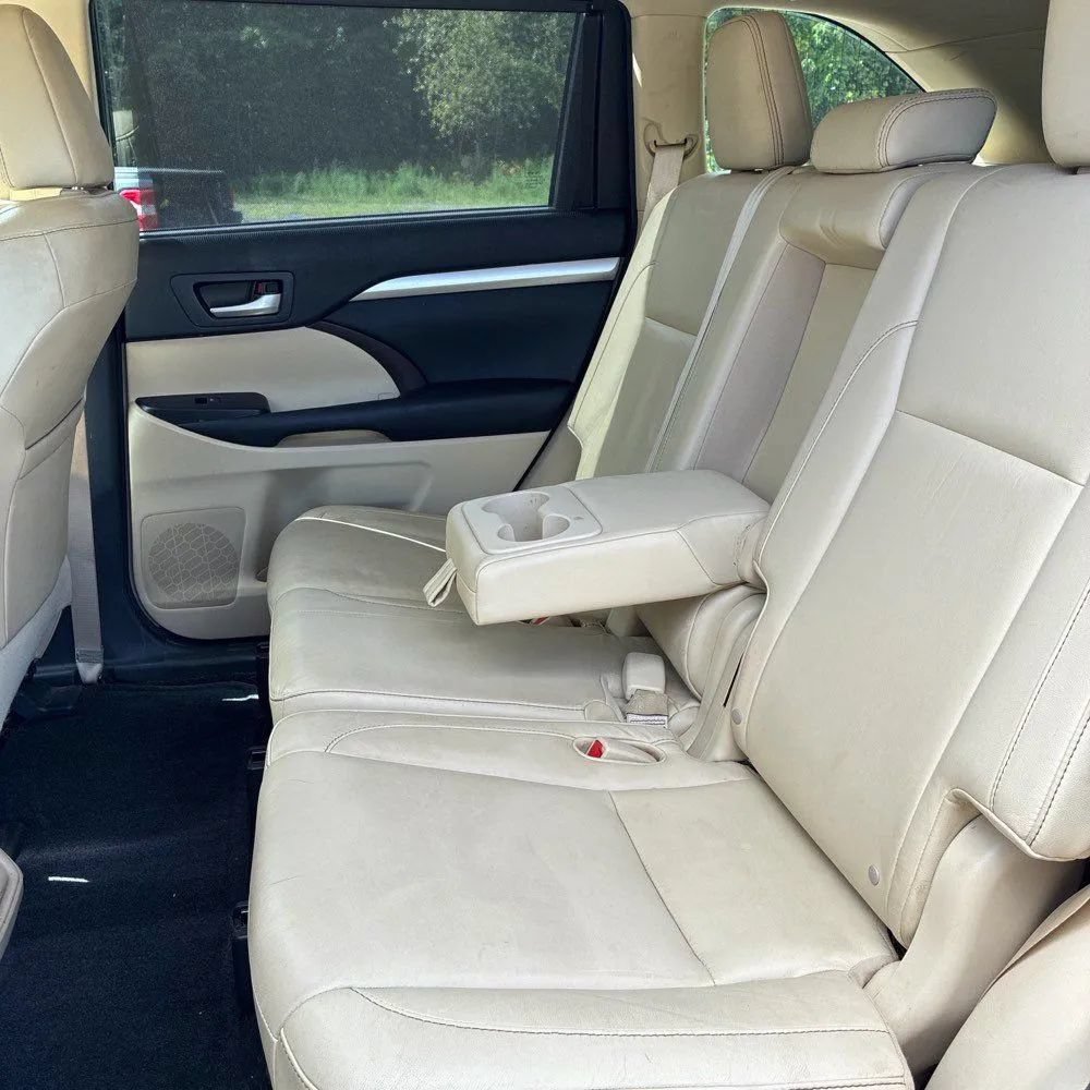 Used 2015 Toyota Highlander XLE AWD/4WD image 24