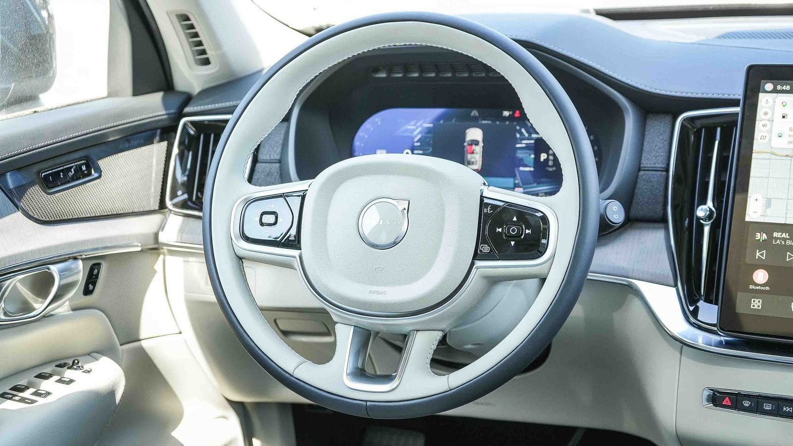 New 2026 Volvo XC90 B6 Ultra w/ Protection Package AWD/4WD image 18