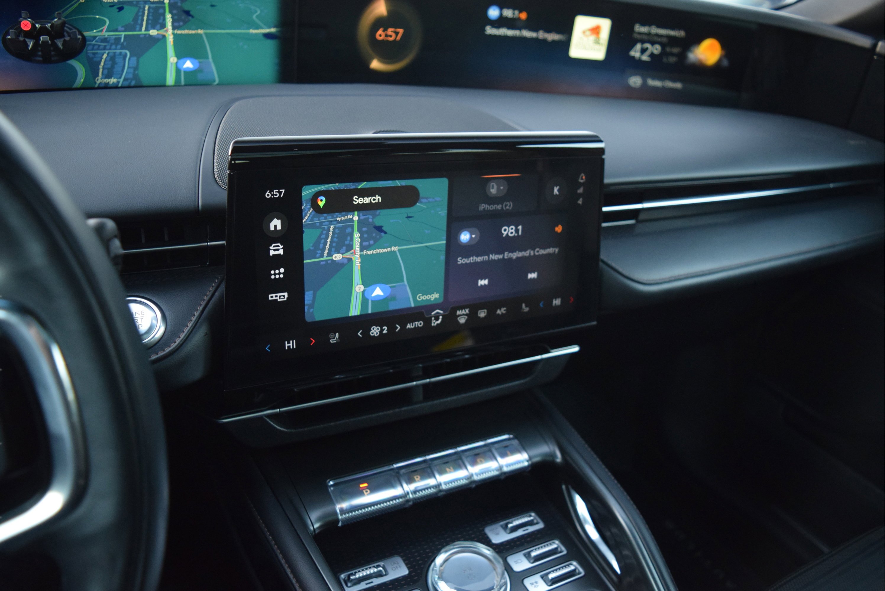 Used 2024 Lincoln Nautilus Reserve w/ Equipment Group 202A image 14