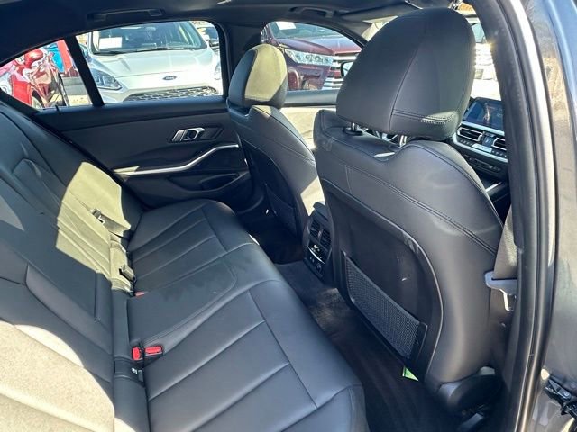 Used 2019 BMW 330i xDrive Sedan w/ Driving Assistance Package image 21