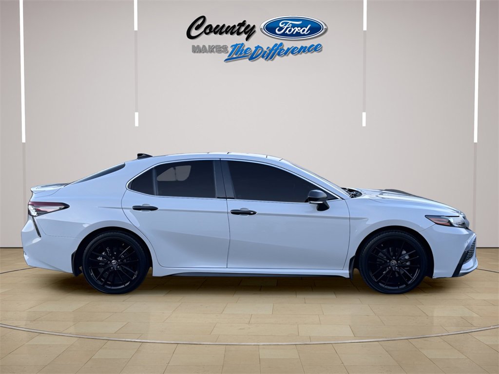 Used 2022 Toyota Camry XSE image 26