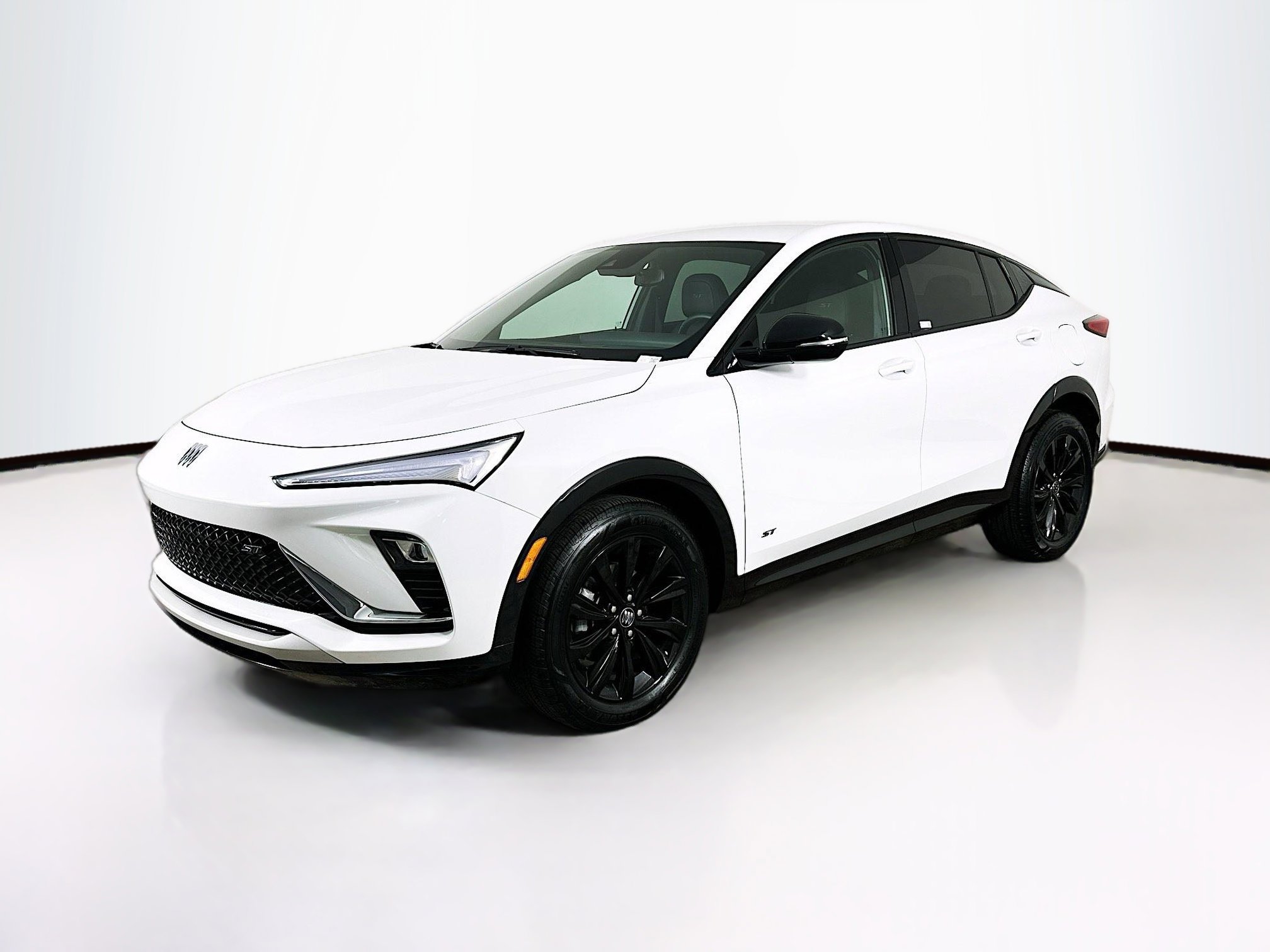 Used 2025 Buick Envista Sport Touring FWD image 3