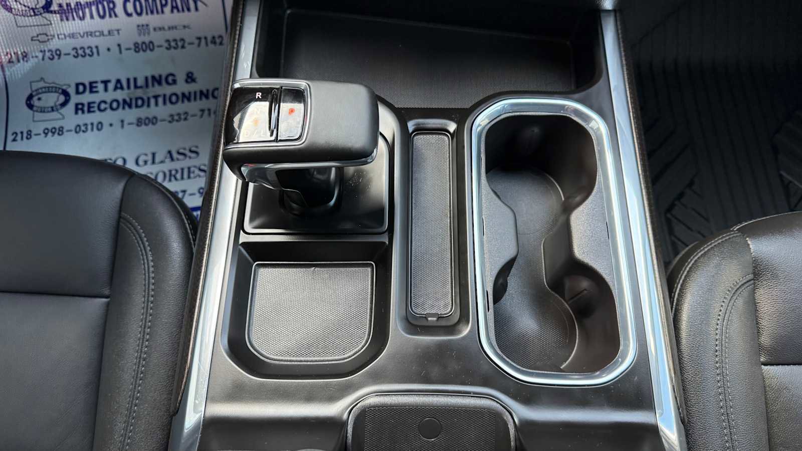 Used 2025 Chevrolet Silverado 1500 LT Trail Boss w/ Convenience Package II AWD/4WD image 24
