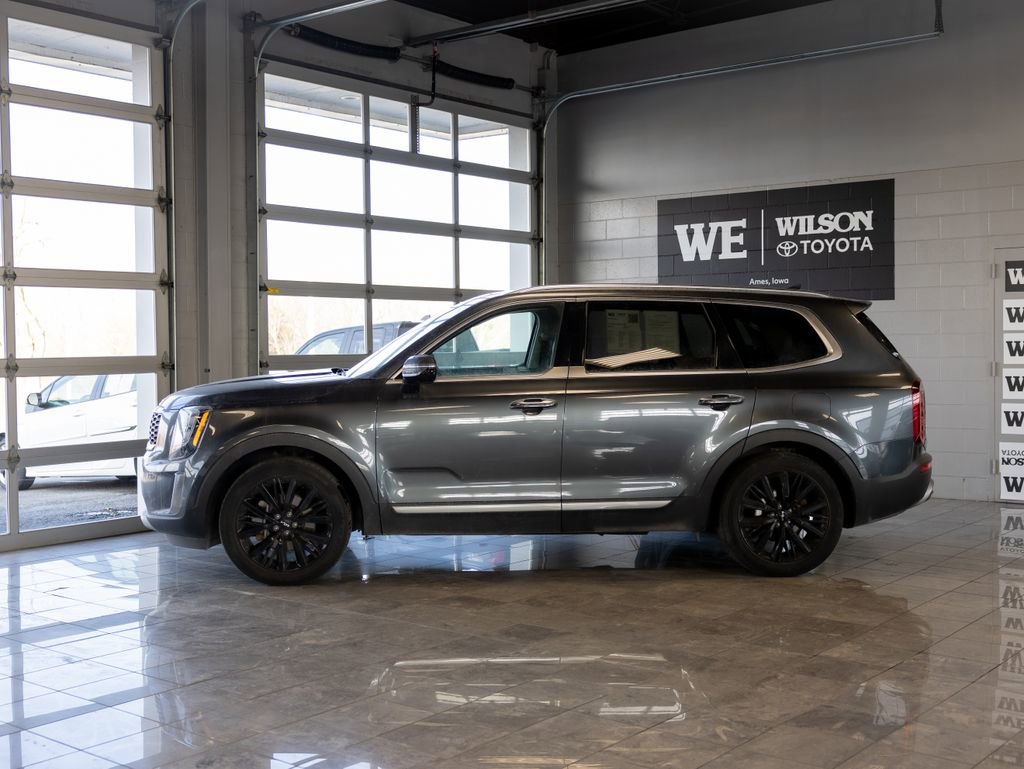 Used 2022 Kia Telluride SX w/ SX Prestige Package image 1
