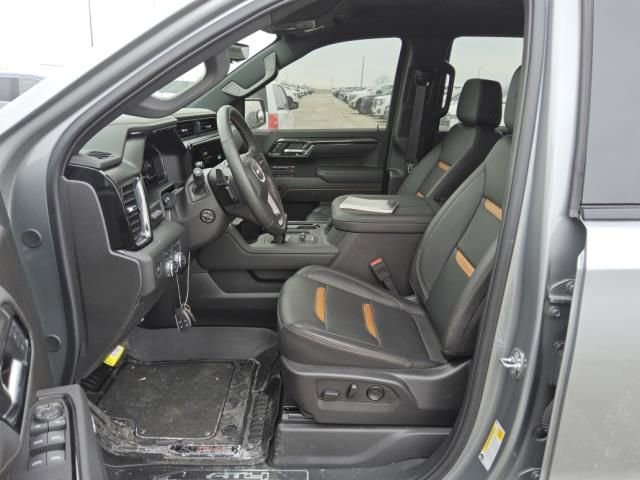 Used 2025 GMC Sierra 1500 AT4 w/ AT4 Premium Package image 4