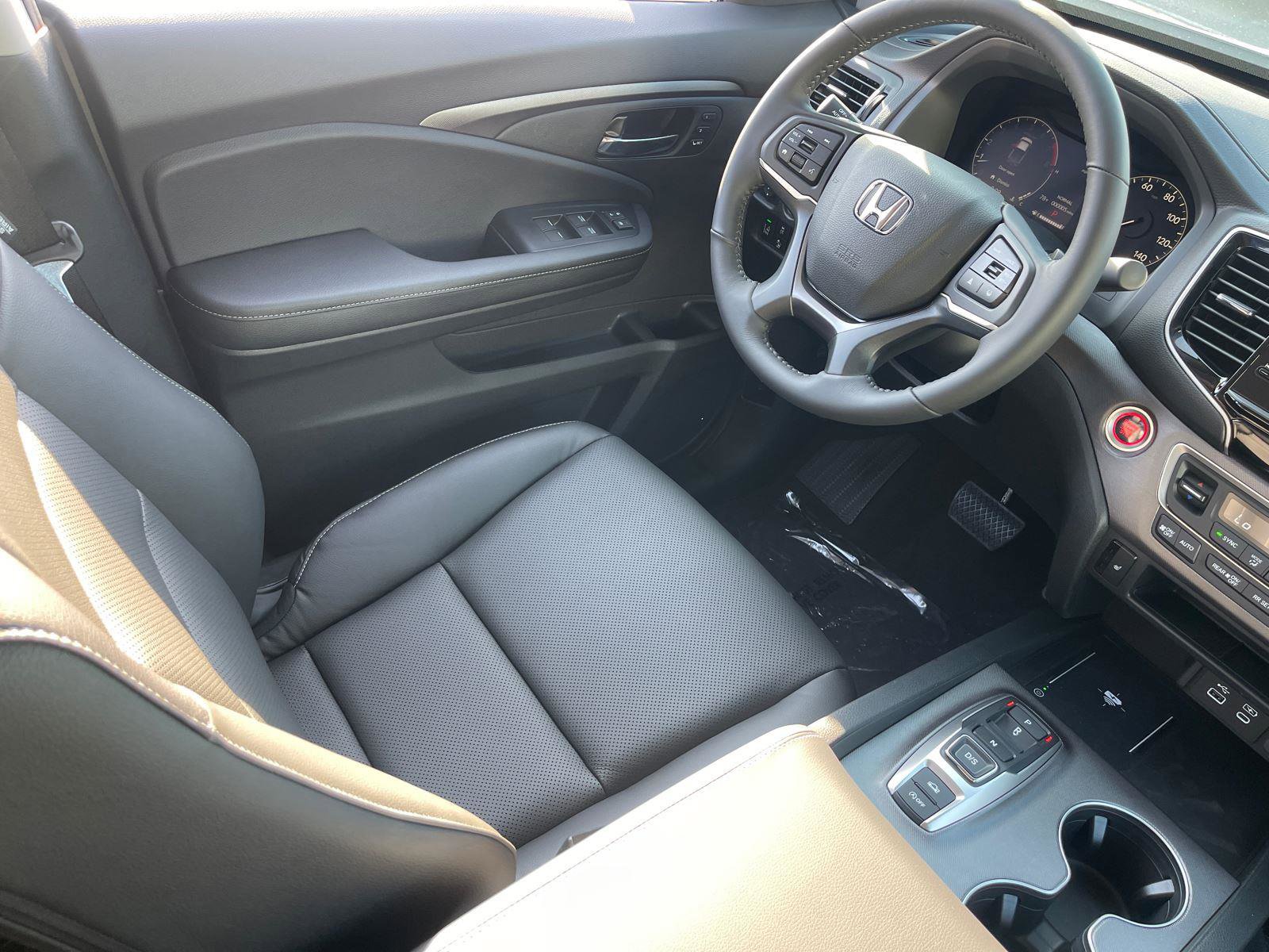 New 2025 Honda Ridgeline RTL image 12