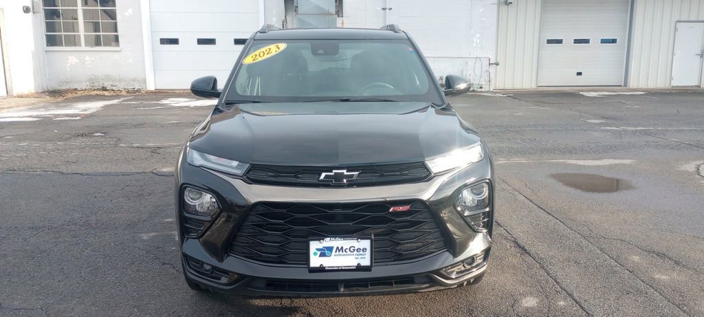 Used 2023 Chevrolet TrailBlazer RS w/ Convenience Package image 2