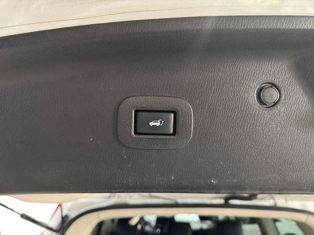 Used 2022 INFINITI QX80 Premium Select w/ Cargo Package RWD image 30