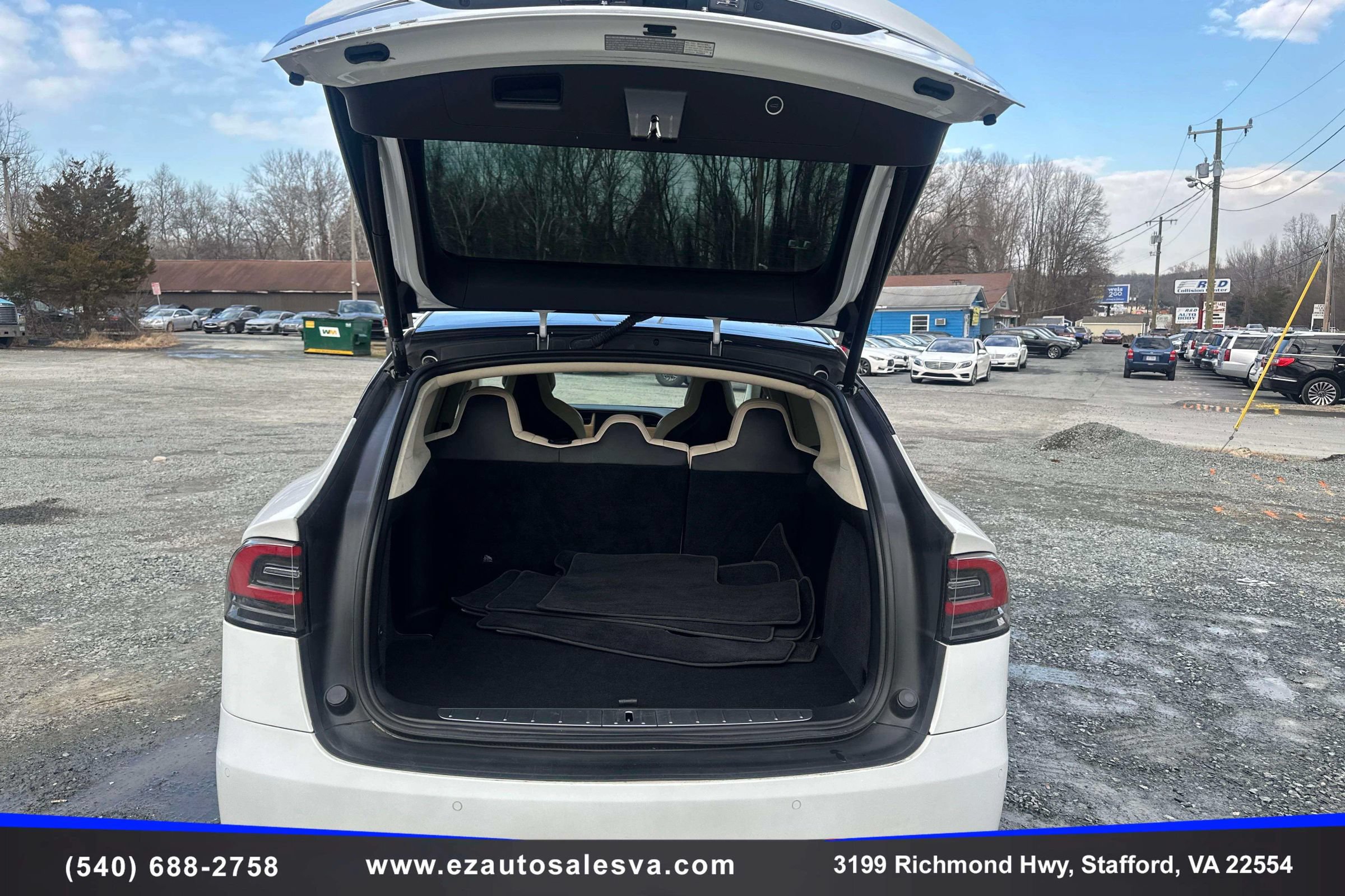 Used 2018 Tesla Model X 75D AWD/4WD image 11
