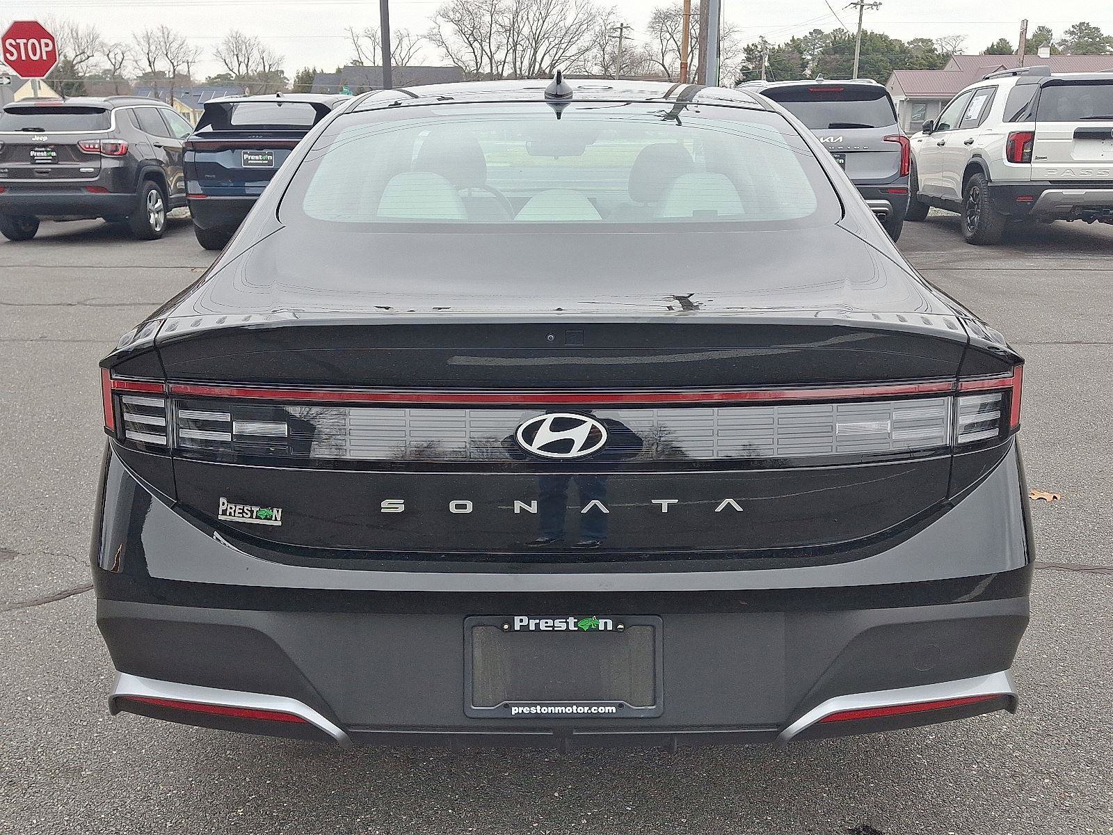 Used 2025 Hyundai Sonata SE image 5