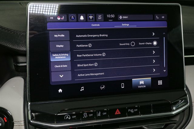 Used 2022 Jeep Compass Limited w/ Sun and Sound Group image 25