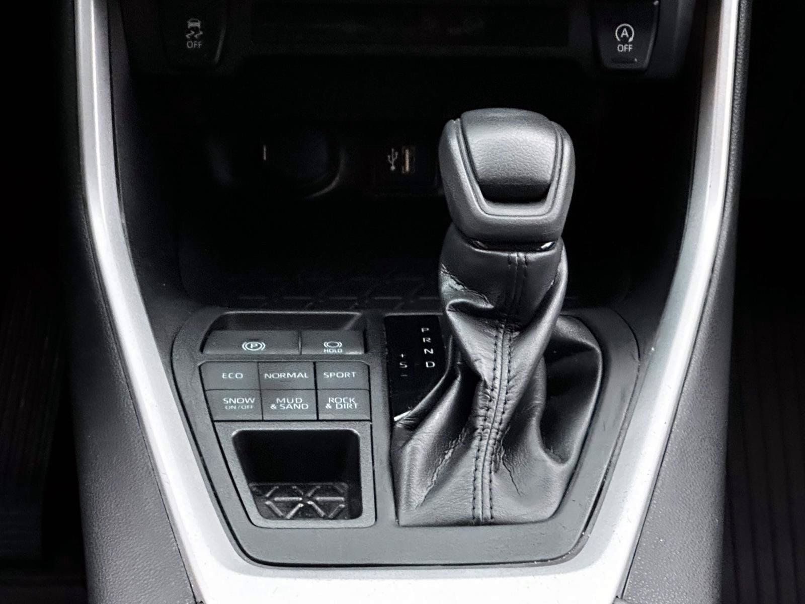 Certified 2023 Toyota RAV4 LE AWD/4WD image 18