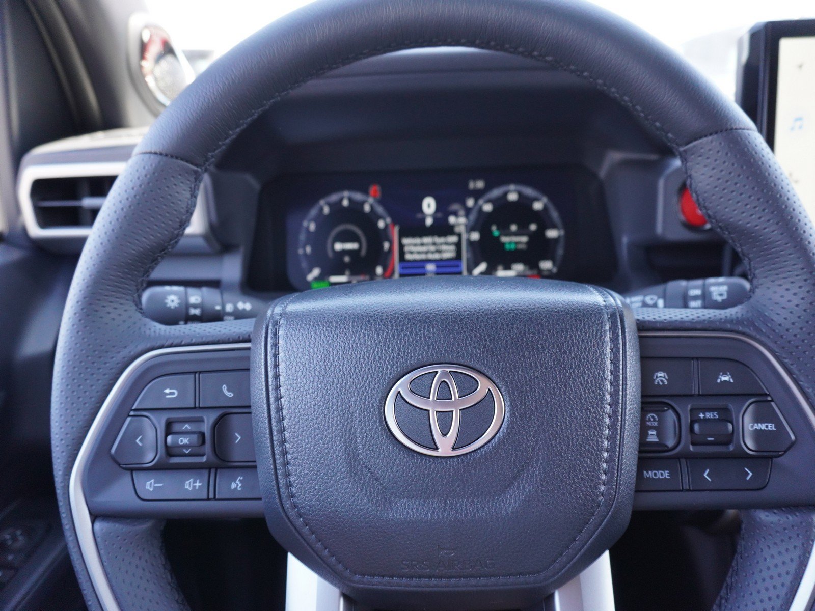 New 2026 Toyota 4Runner TRD Off-Road Premium AWD/4WD image 24