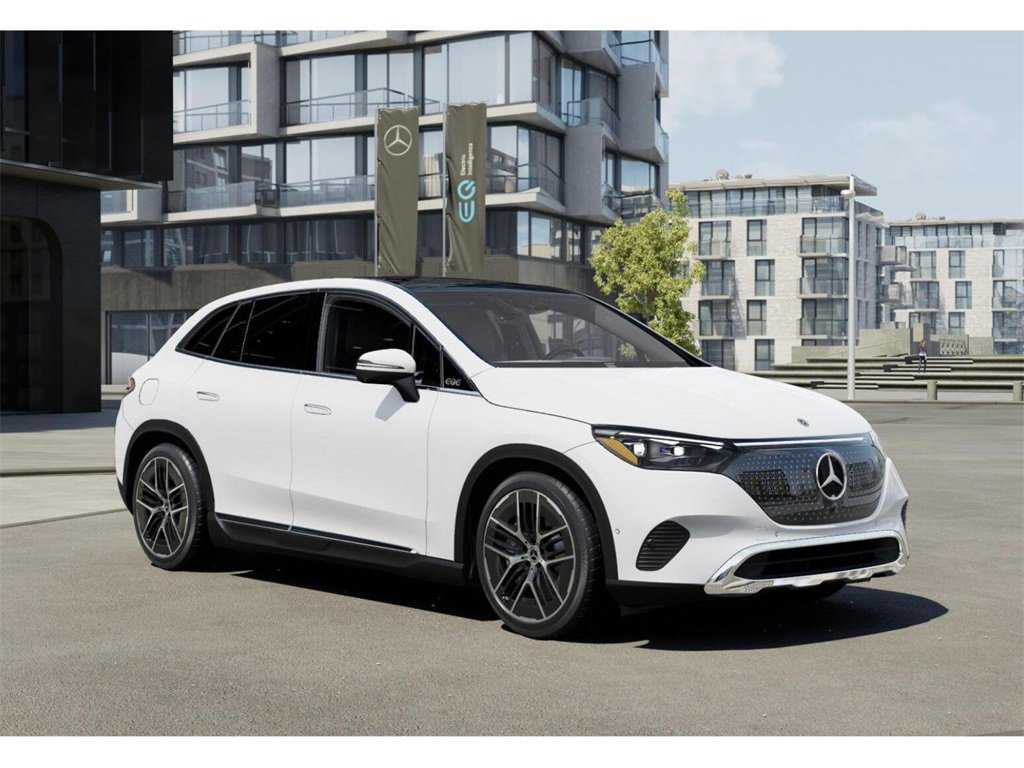 New 2026 Mercedes-Benz EQE 320 4MATIC SUV image 11