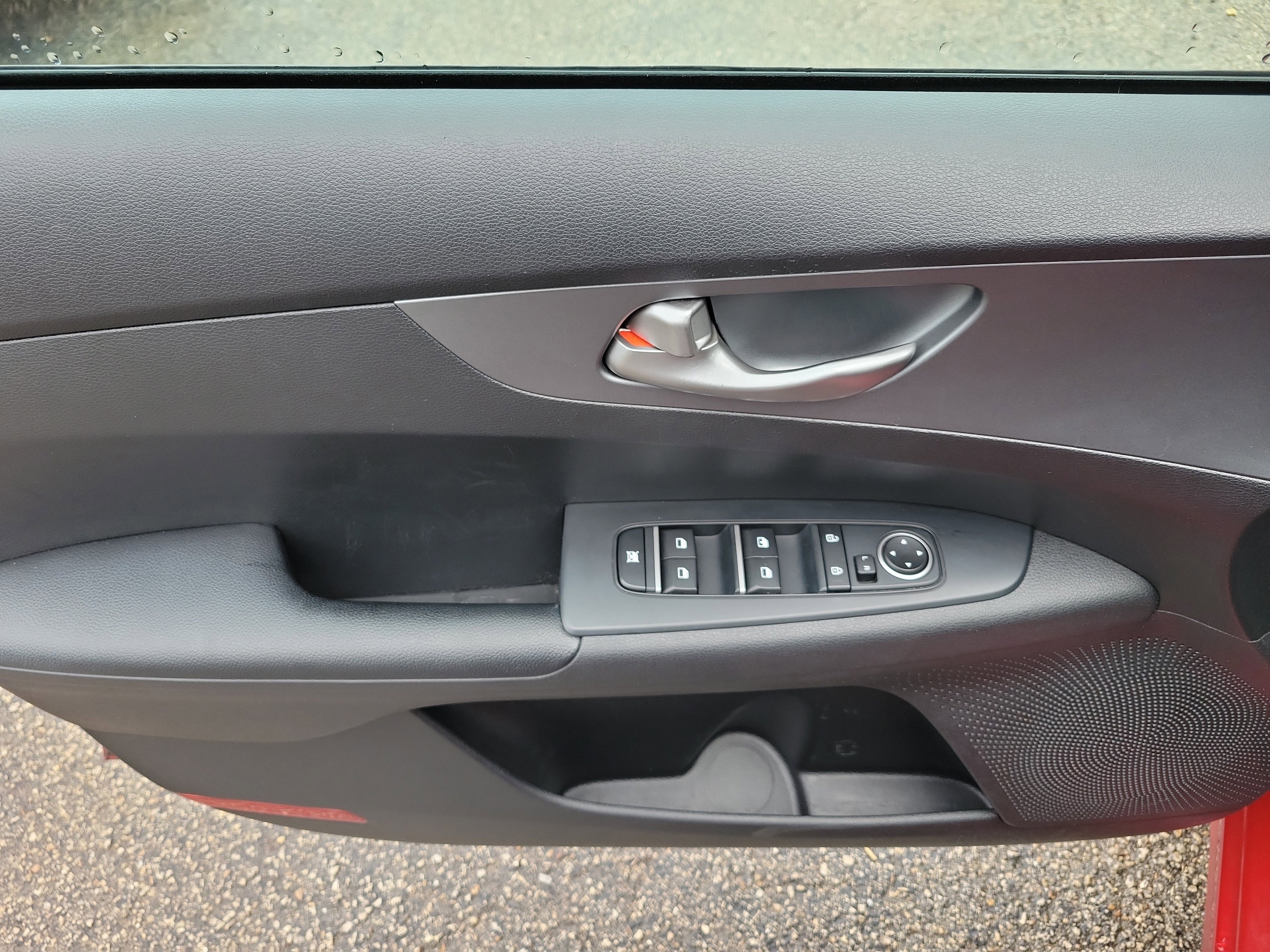 Used 2021 Kia Forte LXS image 18