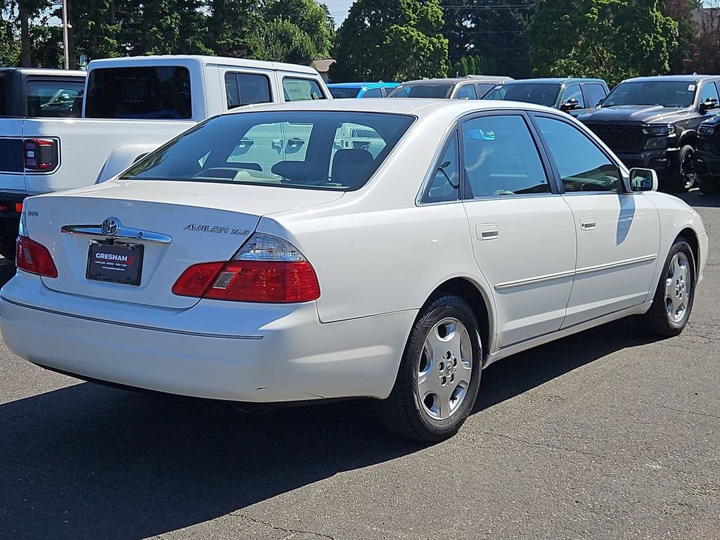 Used 2004 Toyota Avalon XLS FWD image 7
