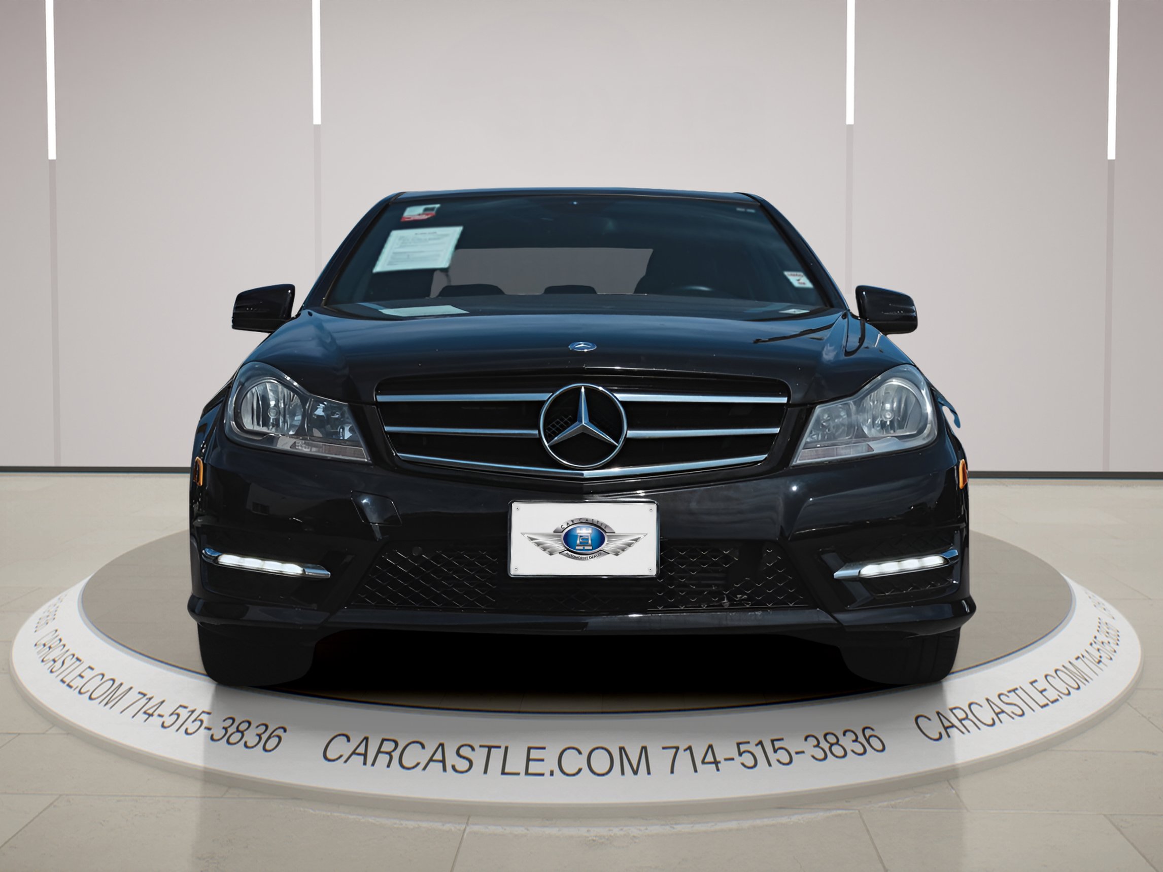 Used 2014 Mercedes-Benz C 250 Sport image 4