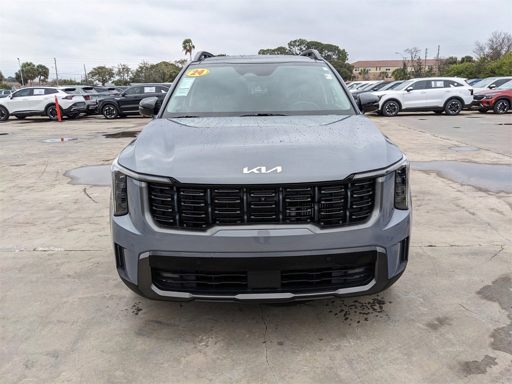 Certified 2024 Kia Sorento SX image 4