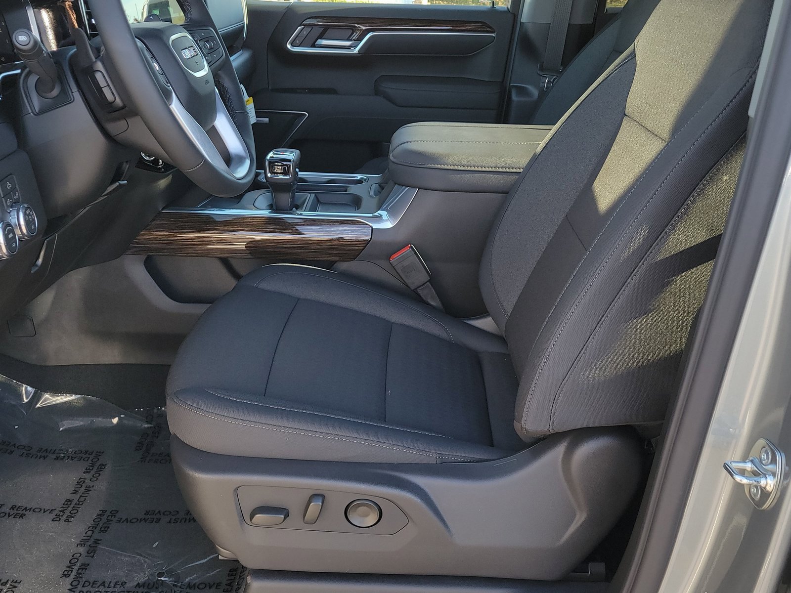 New 2026 GMC Sierra 1500 Elevation w/ Preferred Package image 6