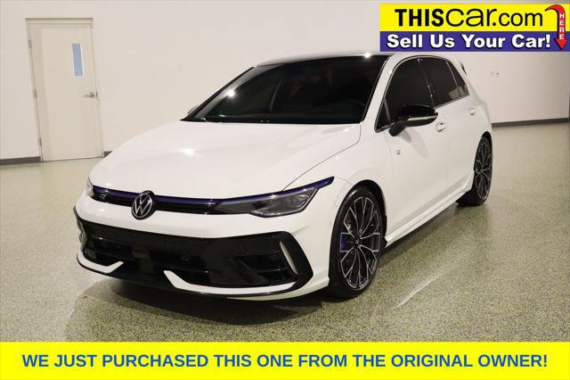 Used 2025 Volkswagen Golf AWD/4WD image 3