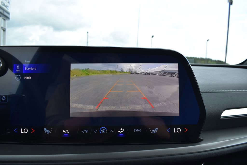 New 2026 Chevrolet Traverse LT image 20