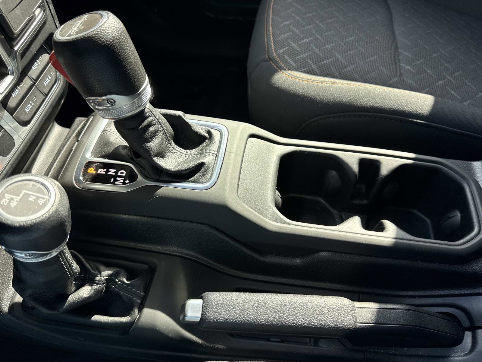 Used 2024 Jeep Gladiator Mojave w/ Convenience Group image 26