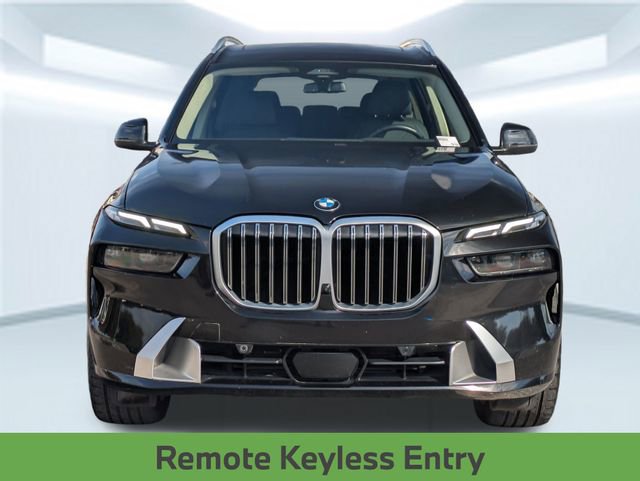 Used 2024 BMW X7 xDrive40i w/ Premium Package image 11