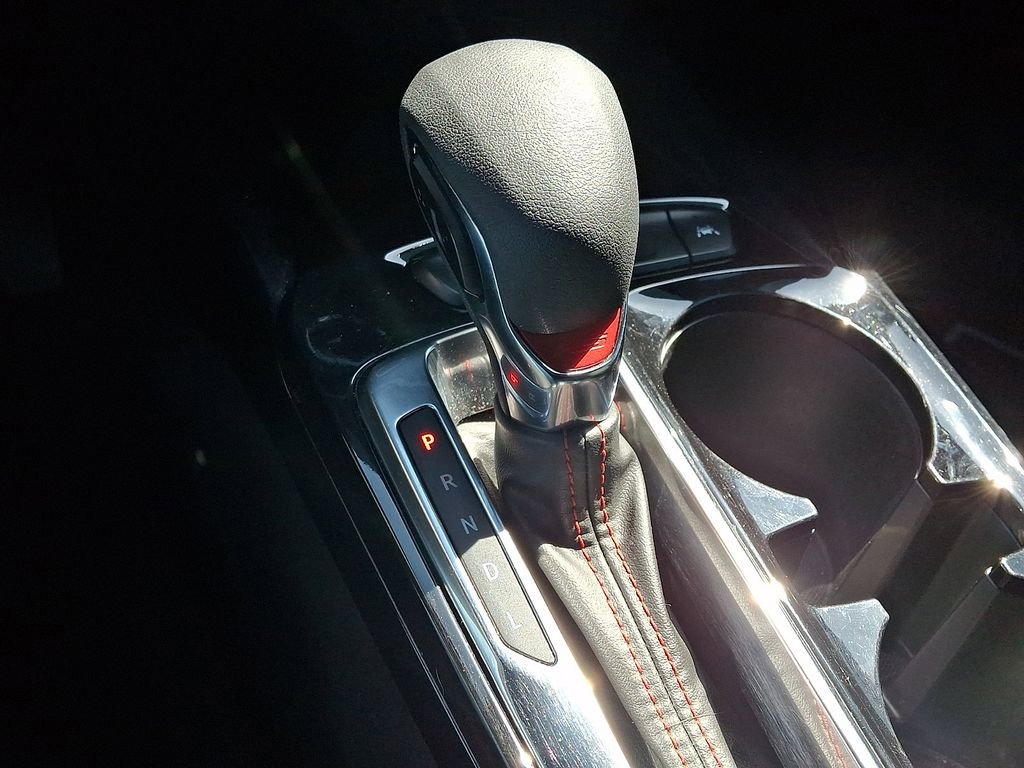 Used 2024 Chevrolet Trax RS image 16