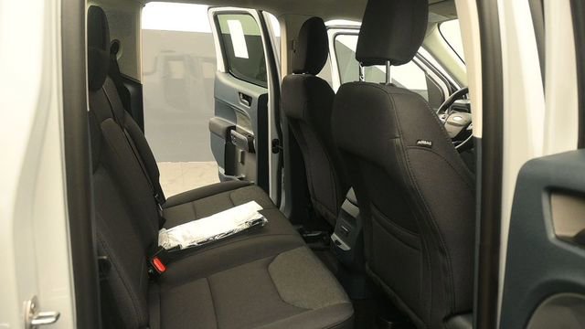 New 2026 Ford Maverick XL FWD image 15