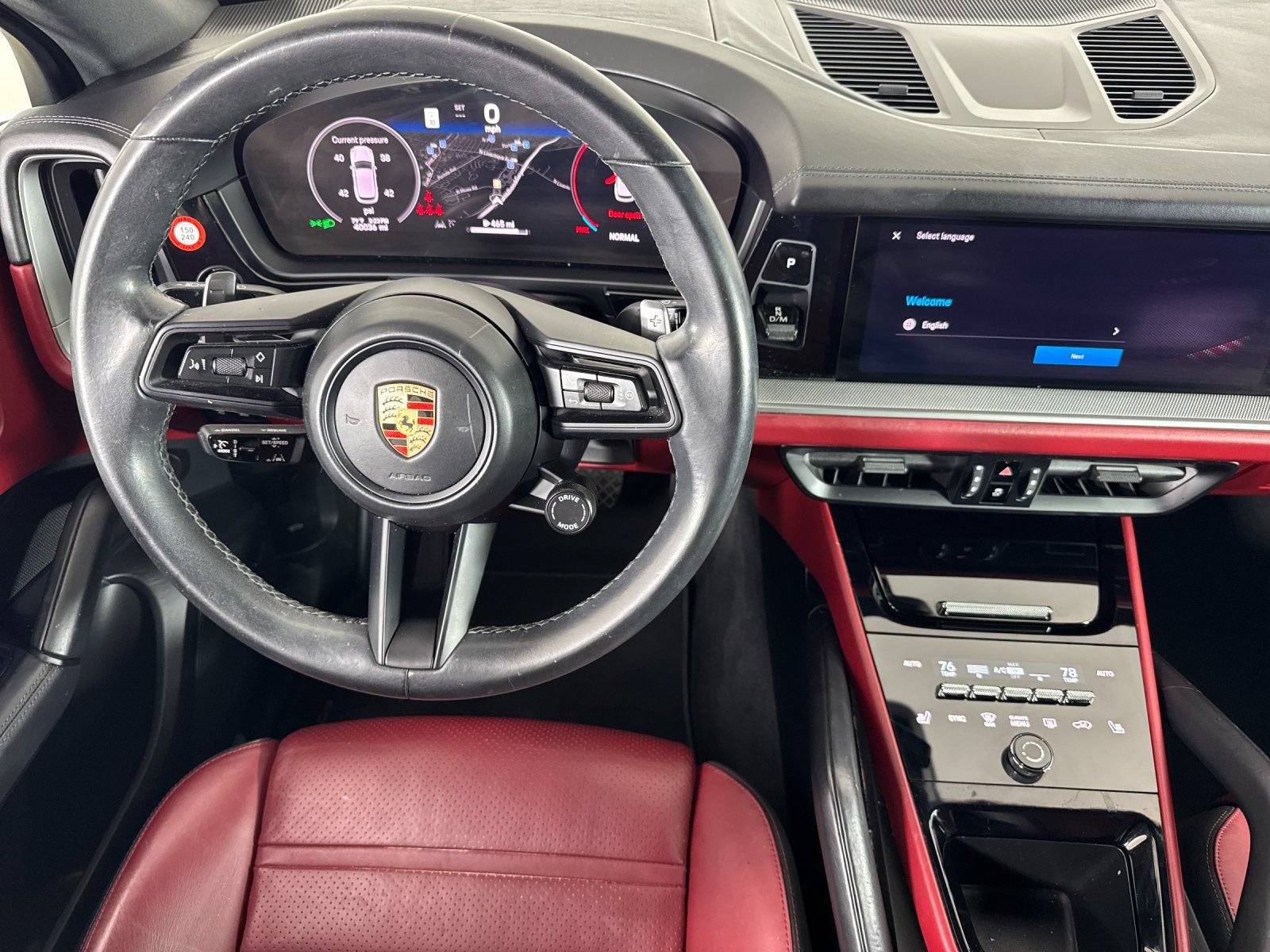 Certified 2024 Porsche Cayenne AWD/4WD image 14