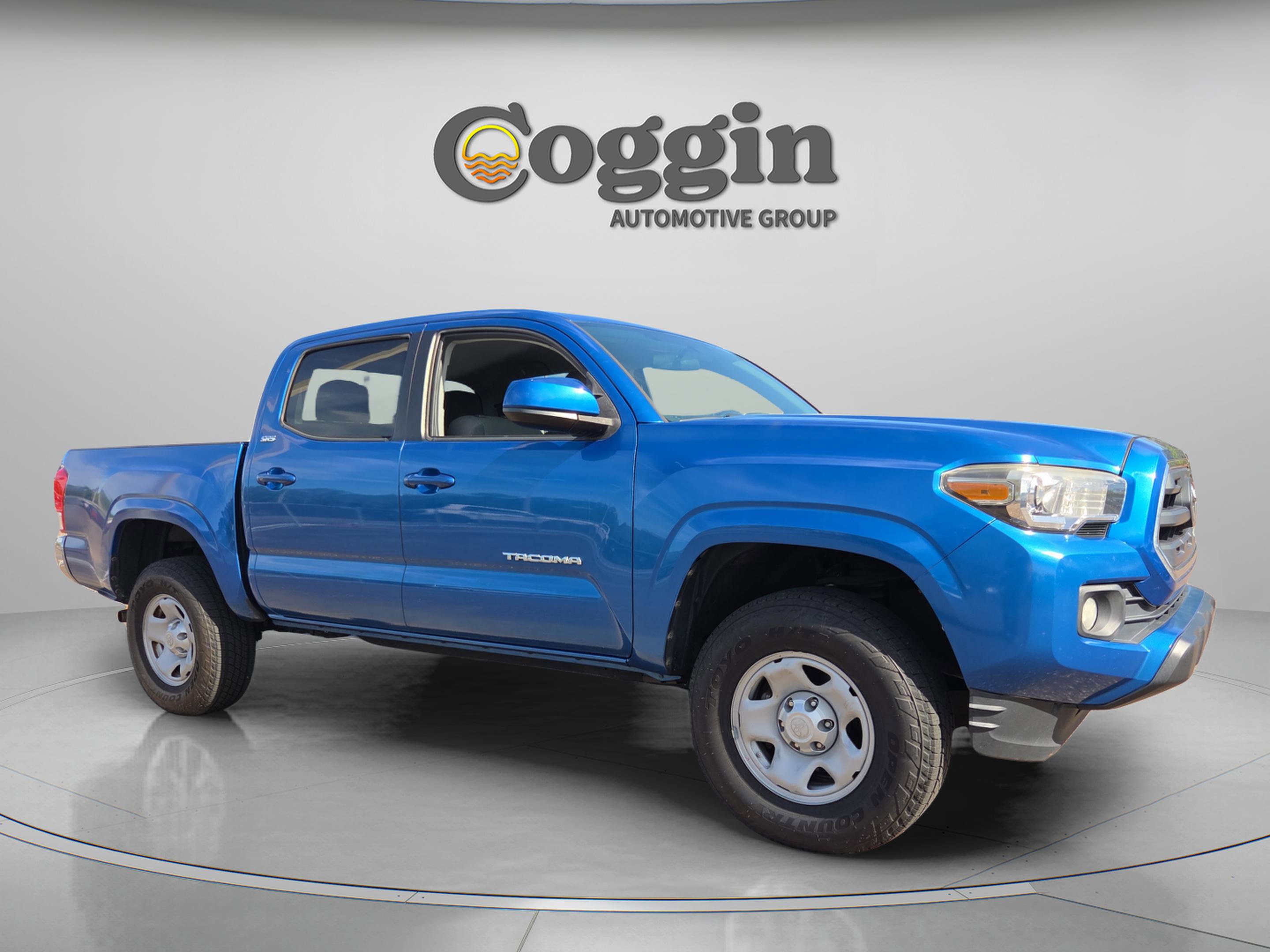 Used 2016 Toyota Tacoma SR5 w/ Towing Package image 7