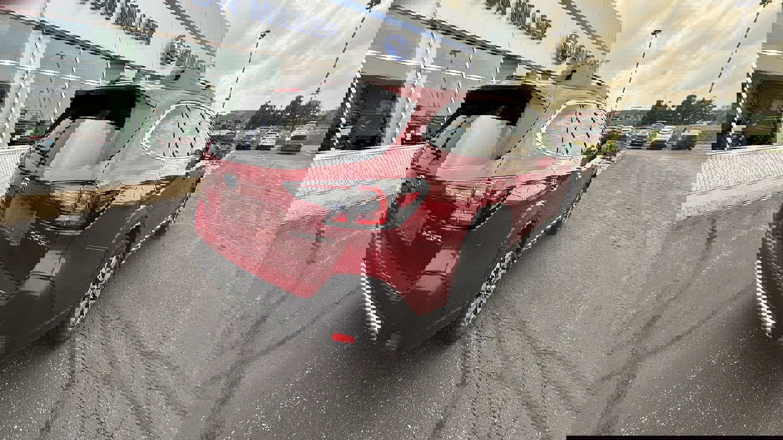 Certified 2024 Subaru Outback Limited image 3