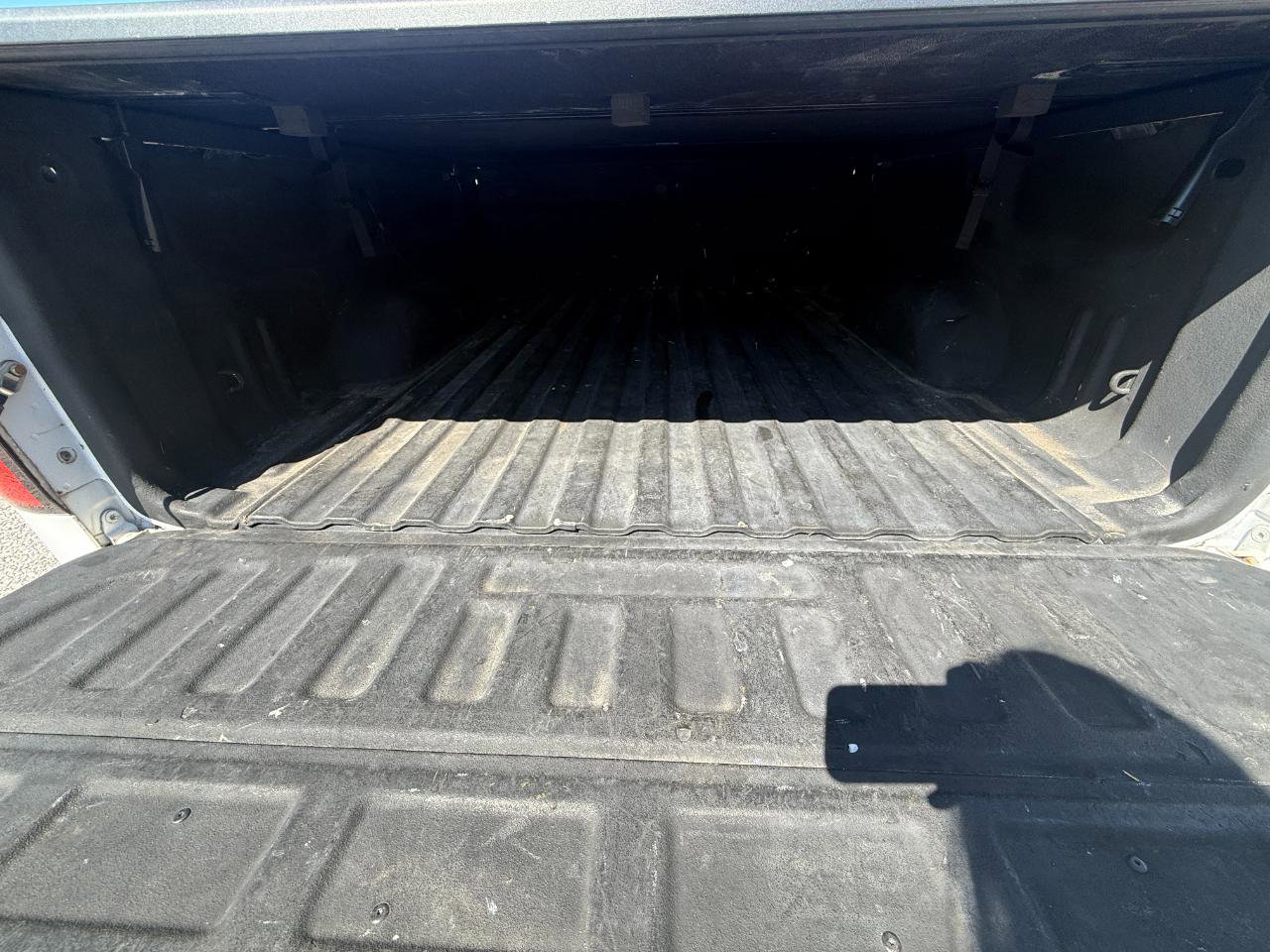 Used 2015 GMC Sierra 2500 SLE w/ SLE Preferred Package image 9