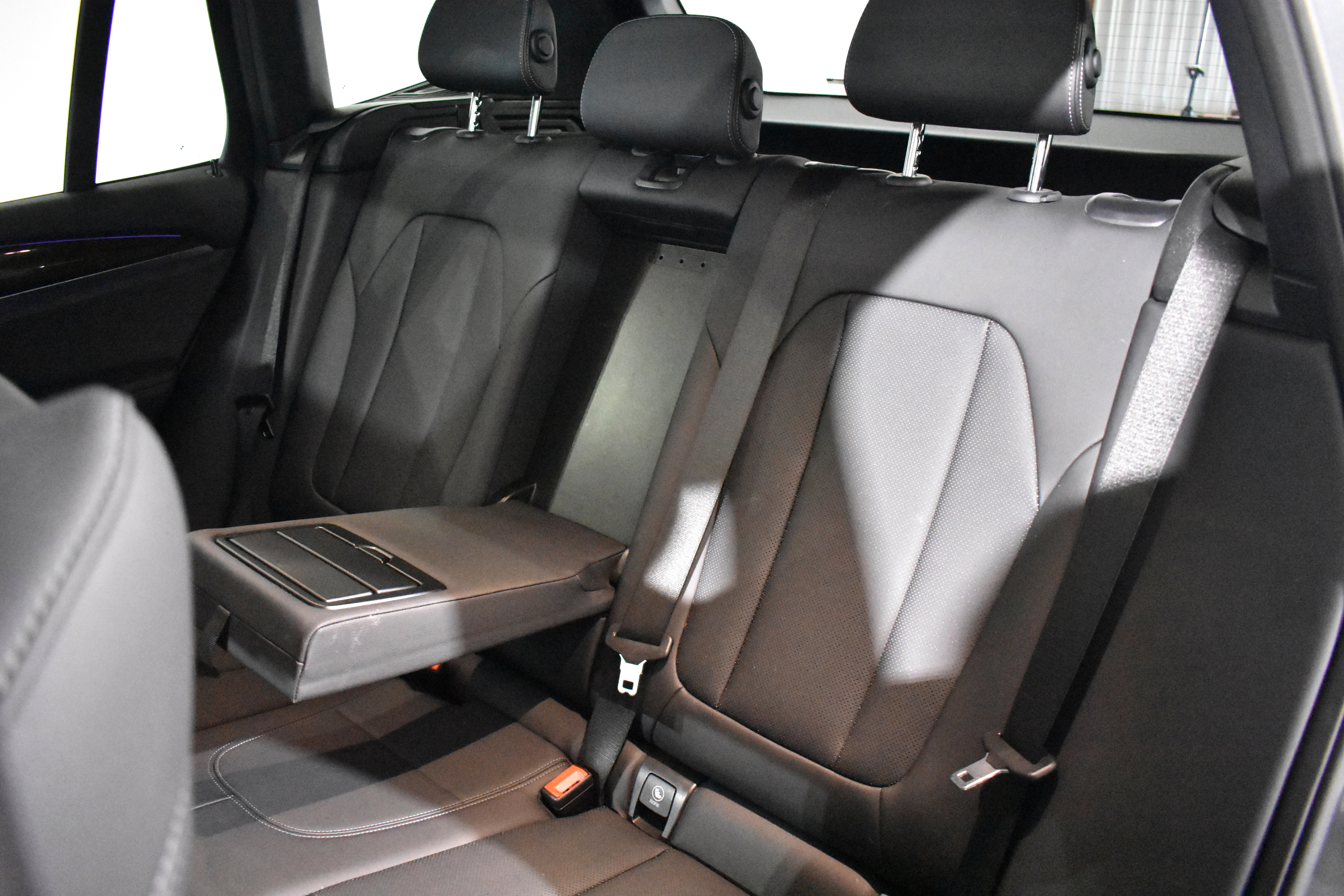 Used 2024 BMW X3 sDrive30i w/ Premium Package w/ZPA image 25