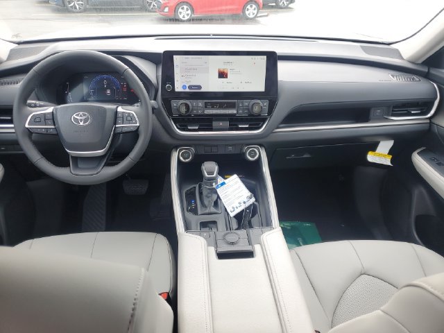 New 2026 Toyota Grand Highlander AWD image 12