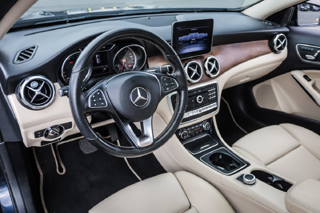 Used 2019 Mercedes-Benz GLA 250 4MATIC w/ Premium Package image 52