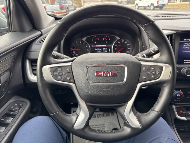 Used 2024 GMC Terrain SLT image 12
