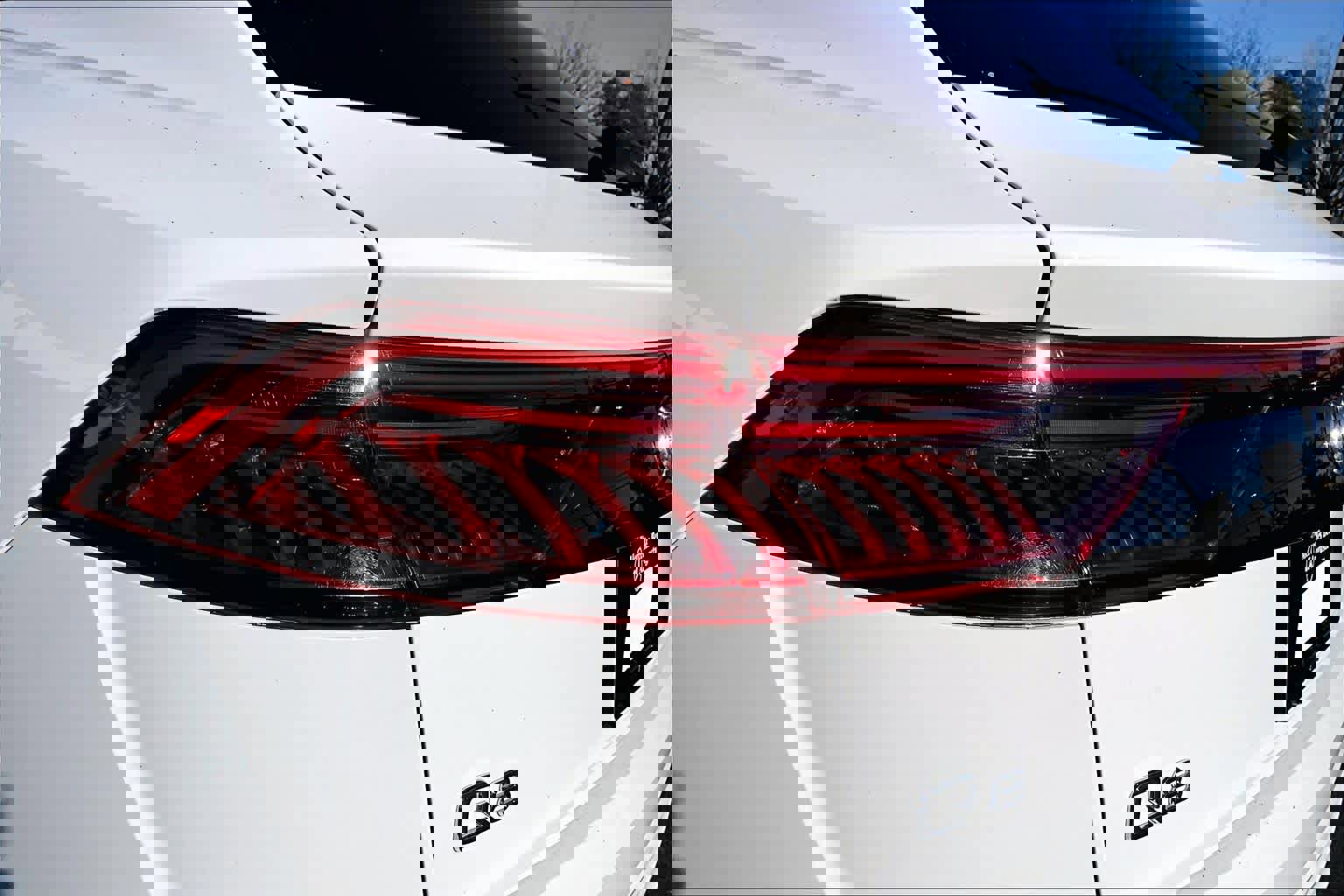 Used 2019 Audi Q8 Premium Plus image 28