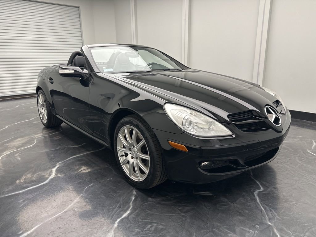 Used 2007 Mercedes-Benz SLK 350 image 2