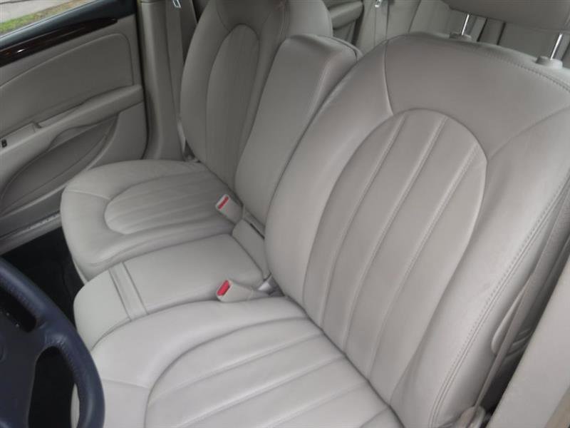 Used 2006 Buick Lucerne CXL w/ Luxury Package FWD image 26