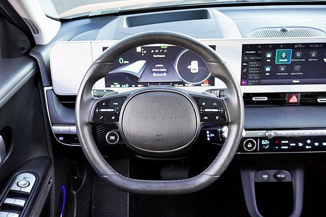 Certified 2024 Hyundai Ioniq 5 Limited RWD image 31