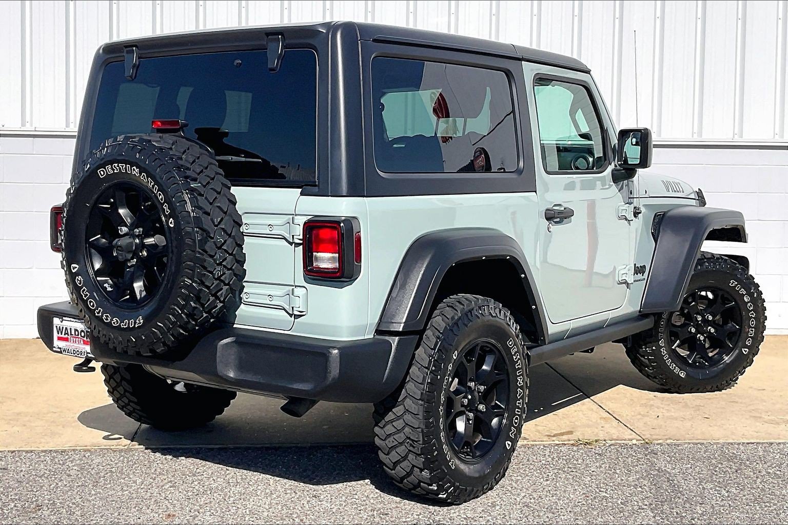 Used 2023 Jeep Wrangler Sport AWD/4WD image 17