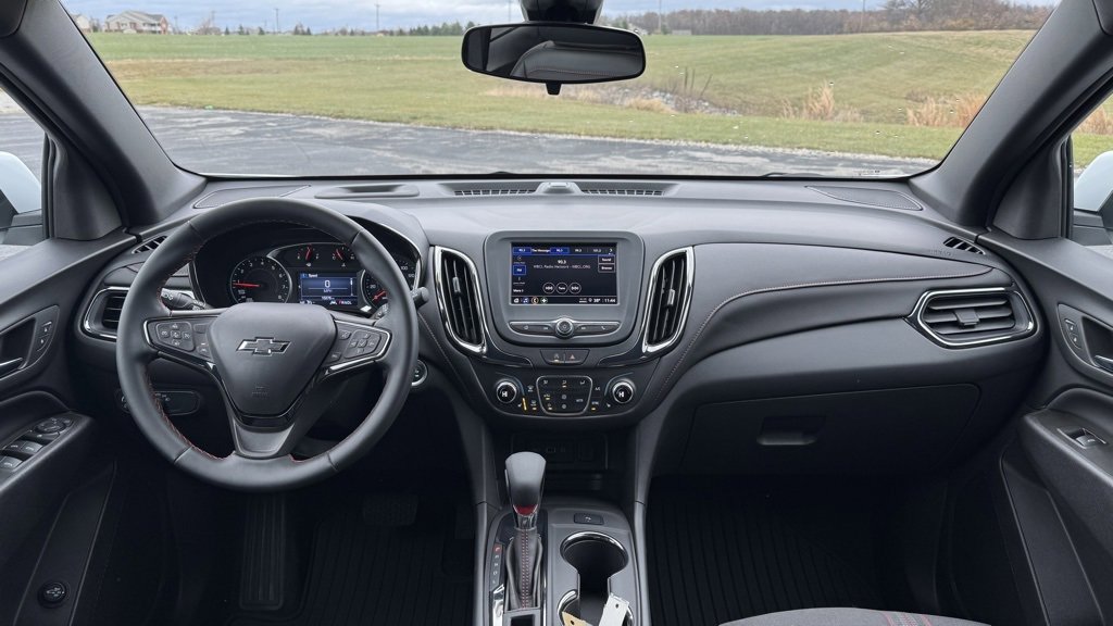 Used 2024 Chevrolet Equinox RS image 28