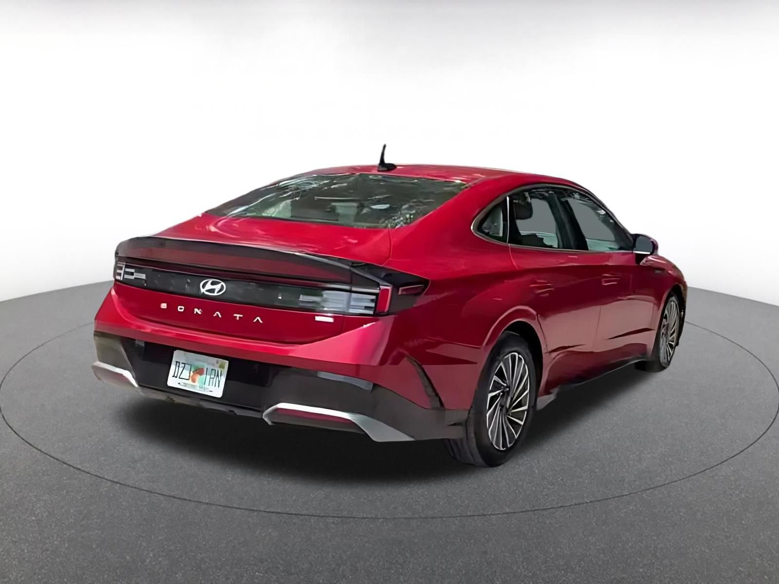 Used 2025 Hyundai Sonata SEL FWD image 14