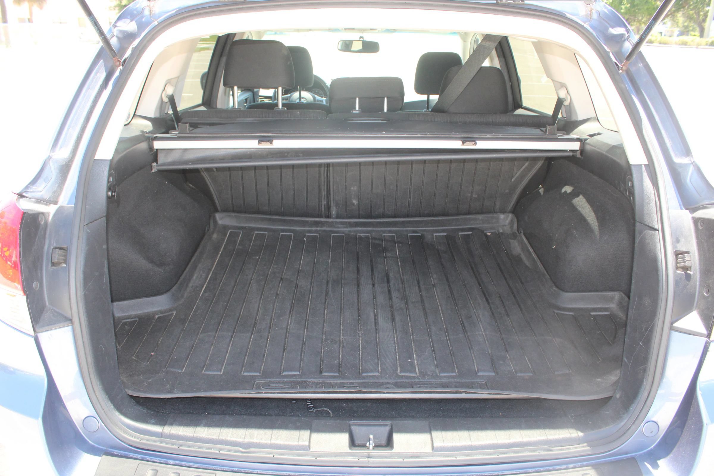 Used 2013 Subaru Outback 2.5i Premium w/ Popular Pkg 1B AWD/4WD image 30
